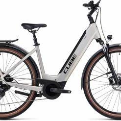 Cube Touring Hybrid Pro 625 Pearlysilver N Black E-Bike Trekkingrad Tiefeinsteiger