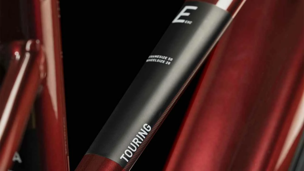 Cube Touring Hybrid EXC 625 Red N White E-Bike Trekkingrad Damen â Bild 2