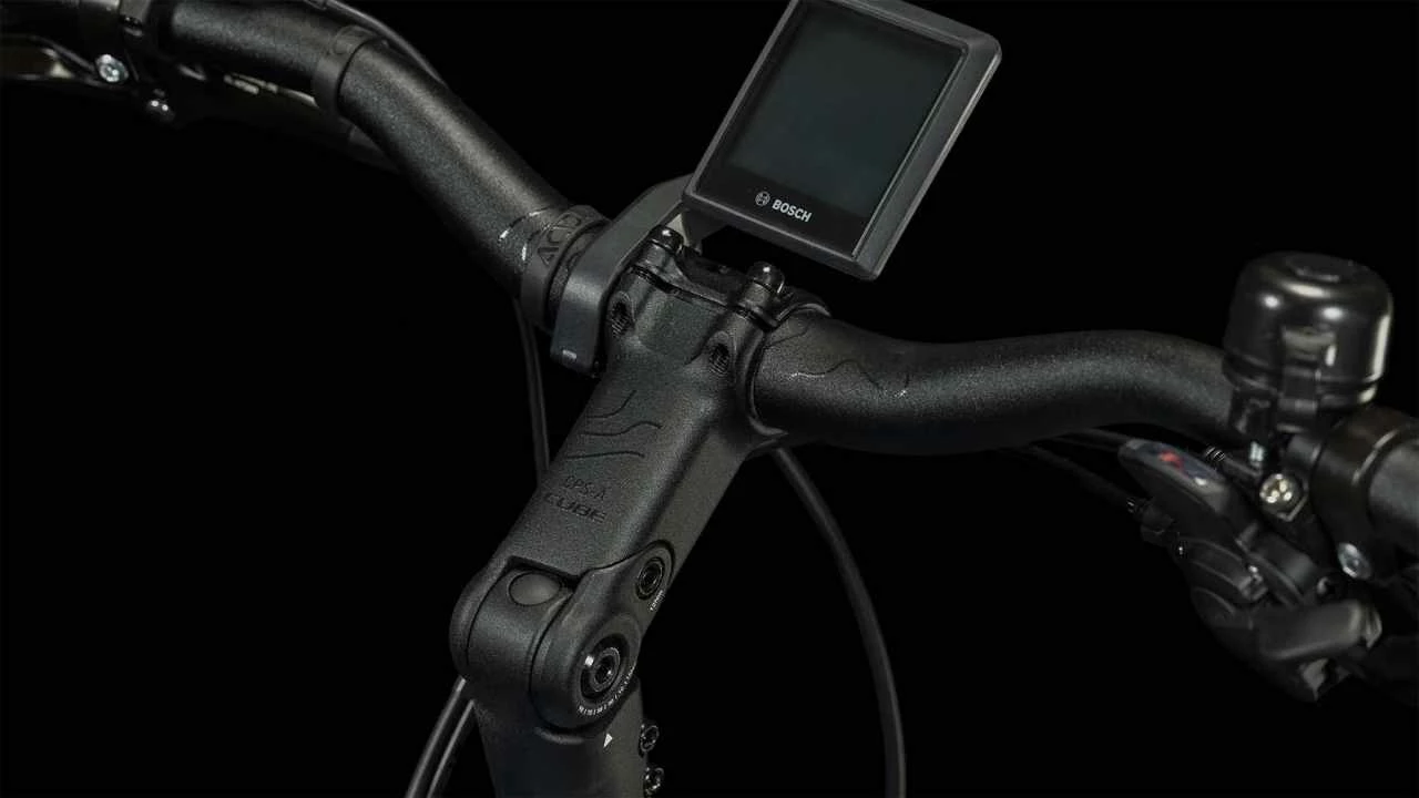 Cube Kathmandu Hybrid ONE 750 Blue N Black E-Bike Trekkingrad Tiefeinsteiger â Bild 3