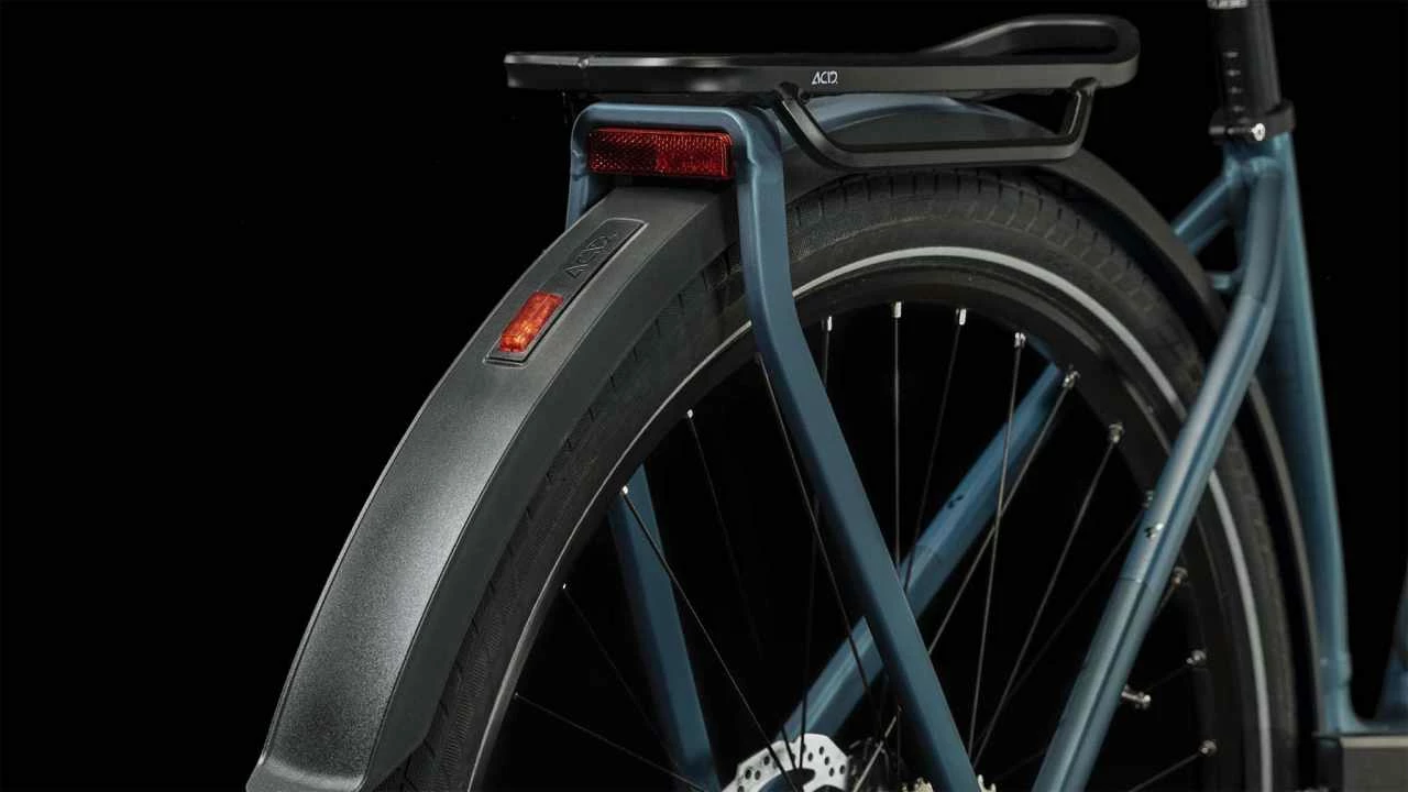 Cube Kathmandu Hybrid ONE 750 Blue N Black E-Bike Trekkingrad Tiefeinsteiger â Bild 4