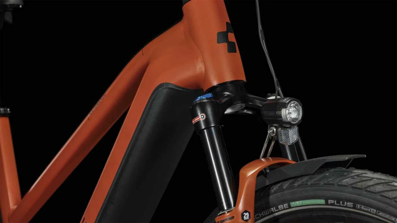 Cube Kathmandu Hybrid EXC 750 Red N Black E-Bike Trekkingrad Damen â Bild 2