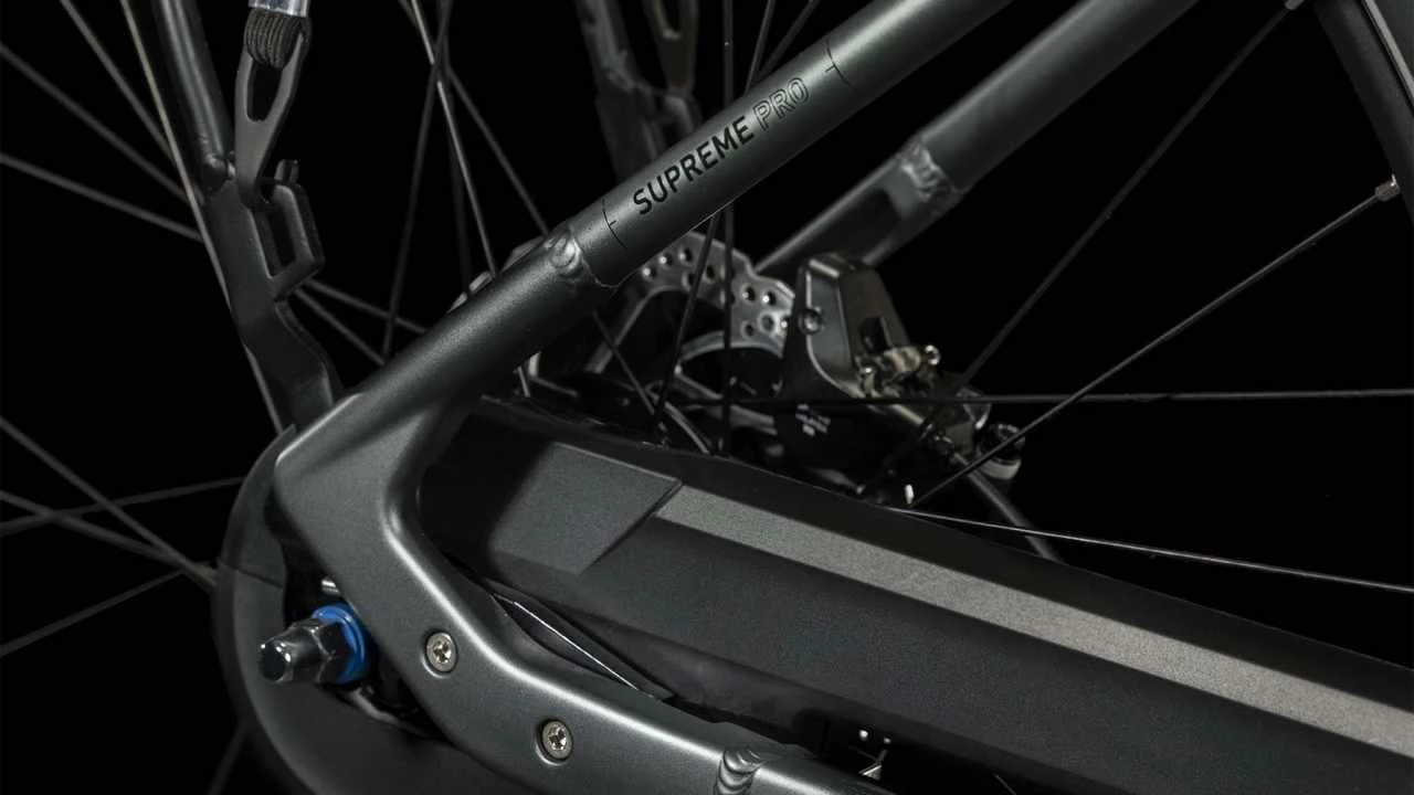 Cube Supreme Hybrid Pro 625 Flashgrey N Black E-Bike Trekkingrad Tiefeinsteiger â Bild 6