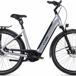 Cube Supreme Hybrid SLX 625 Polarsilver N Black E-Bike Trekkingrad Tiefeinsteiger