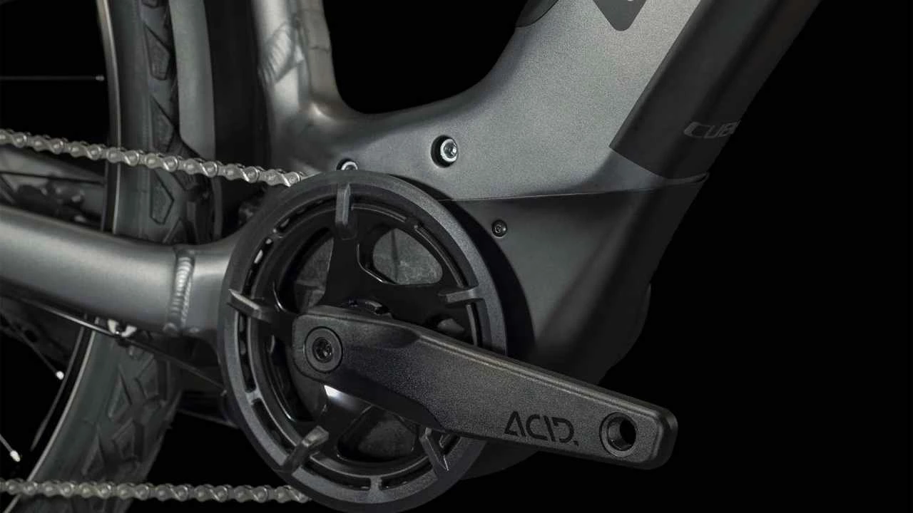 Cube Nuride Hybrid Performance 625 Allroad Graphite N Black E-Bike Trekkingrad Tiefeinsteiger â Bild 6