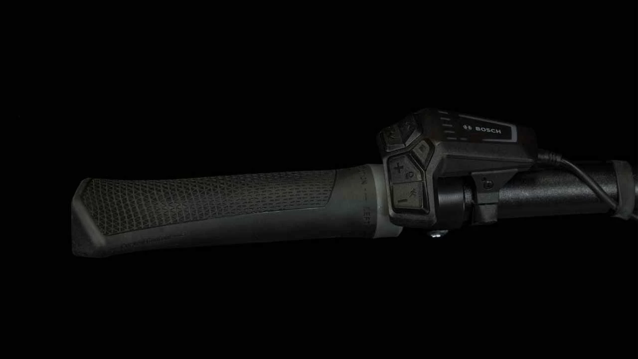 Cube Nuride Hybrid Performance 625 Allroad Graphite N Black E-Bike Trekkingrad Damen â Bild 6