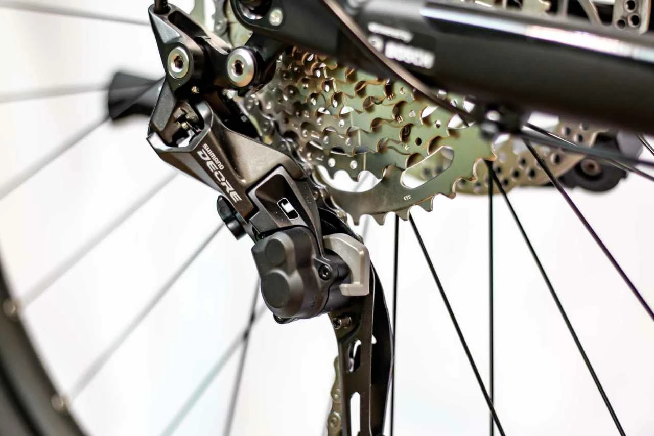 Cube Nuride Hybrid Pro 625 Allroad Black N Metal E-Bike Trekkingrad Herren â Bild 4