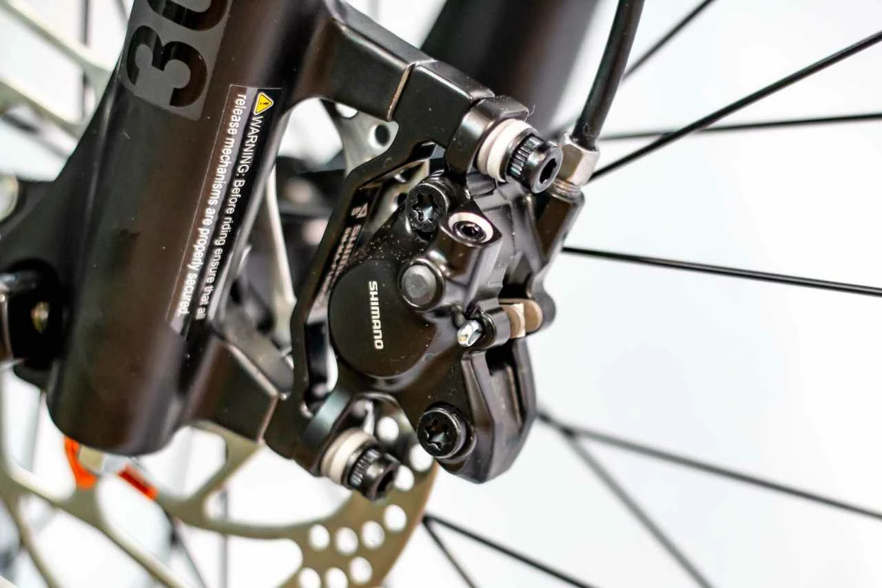 Cube Nuride Hybrid Pro 625 Allroad Black N Metal E-Bike Trekkingrad Herren â Bild 11