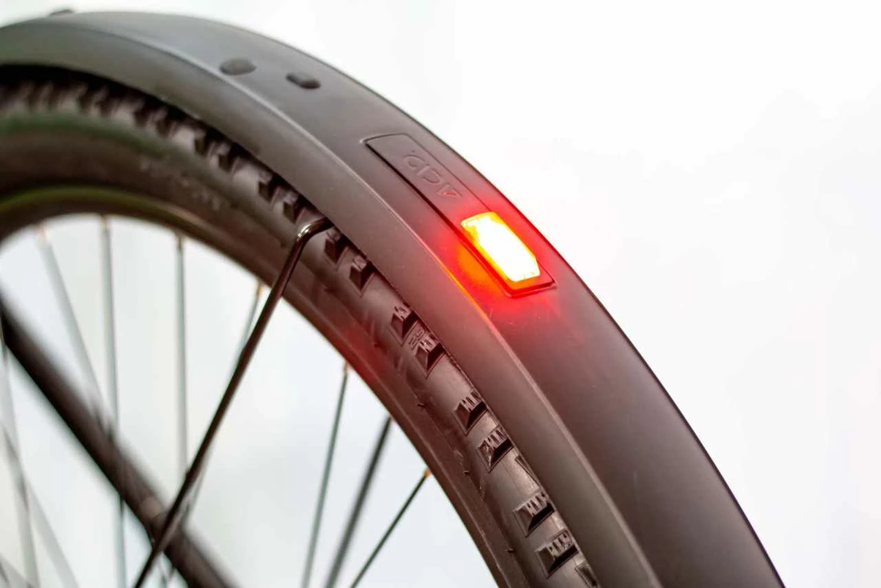 Cube Nuride Hybrid Pro 625 Allroad Black N Metal E-Bike Trekkingrad Herren â Bild 8