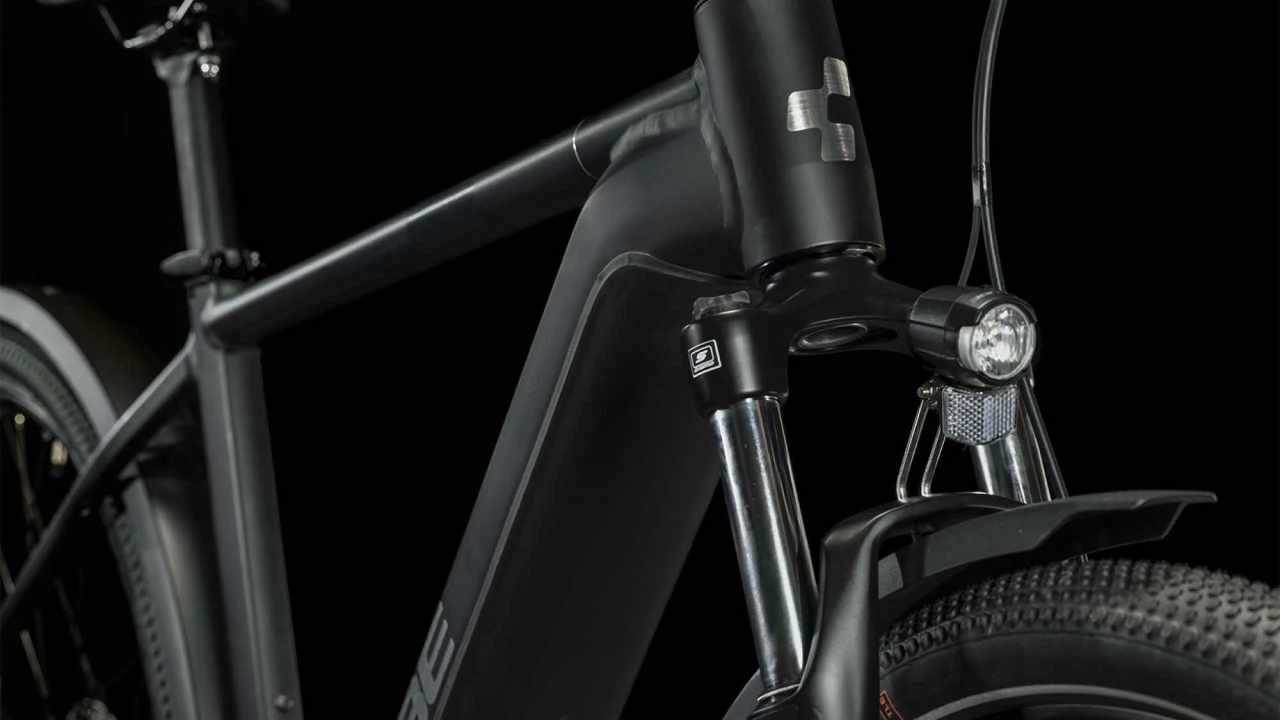 Cube Nuride Hybrid Pro 625 Allroad Black N Metal E-Bike Trekkingrad Herren â Bild 18